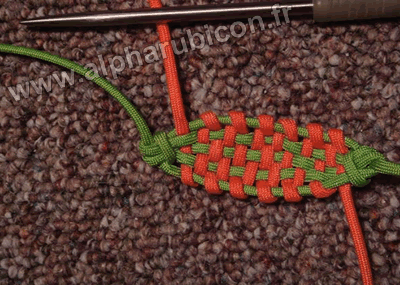 Panier tressé et légèrement galbé