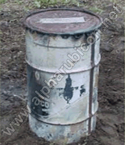 Le petit bidon de 60 litres destiné au bois à carboniser
