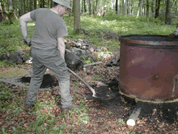 Fabrication du charbon de bois par Claude Schosseler : photo 30